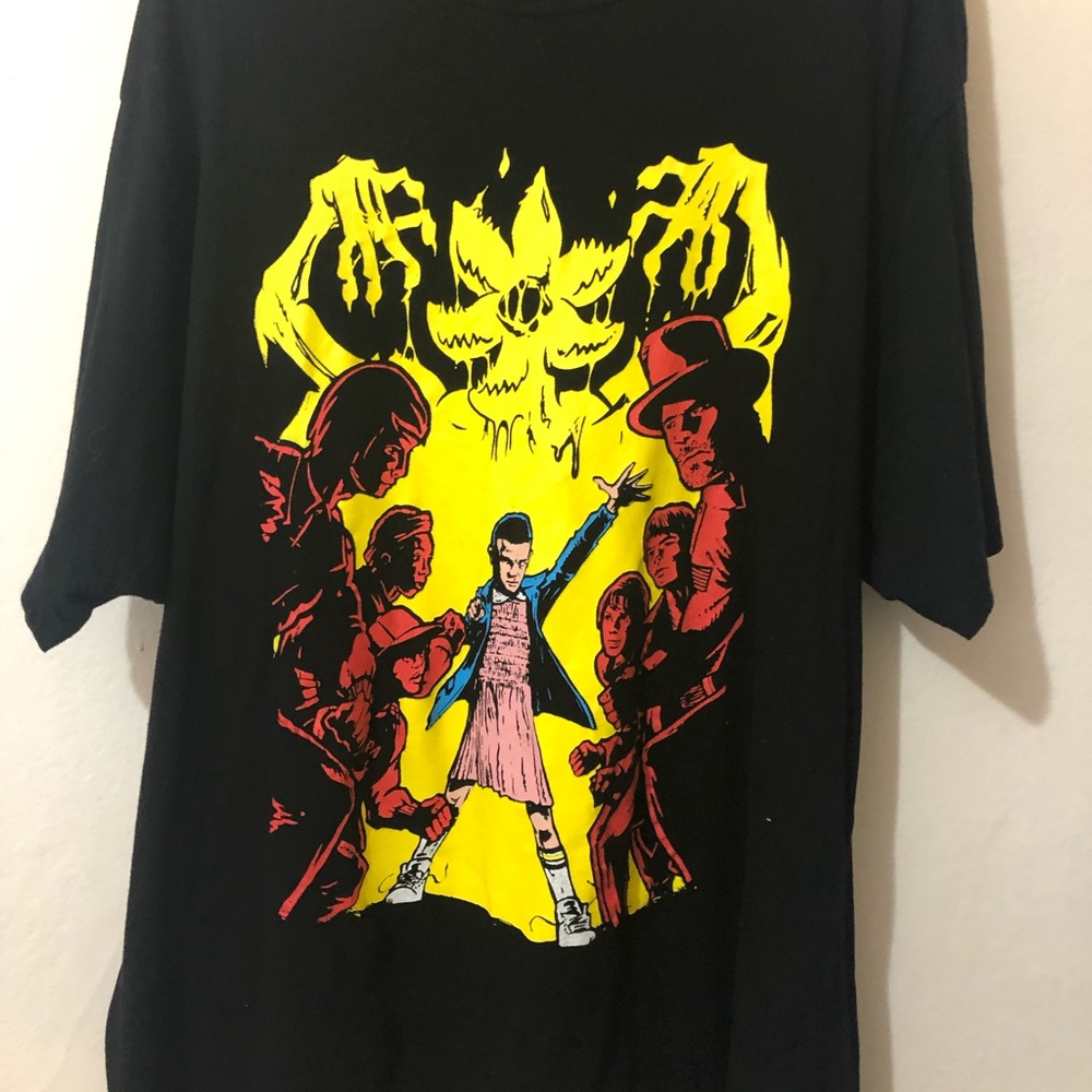 STRANGER THINGS TEE - Picture 2 of 5